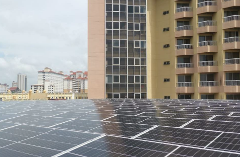 Primula Beach Hotel solar